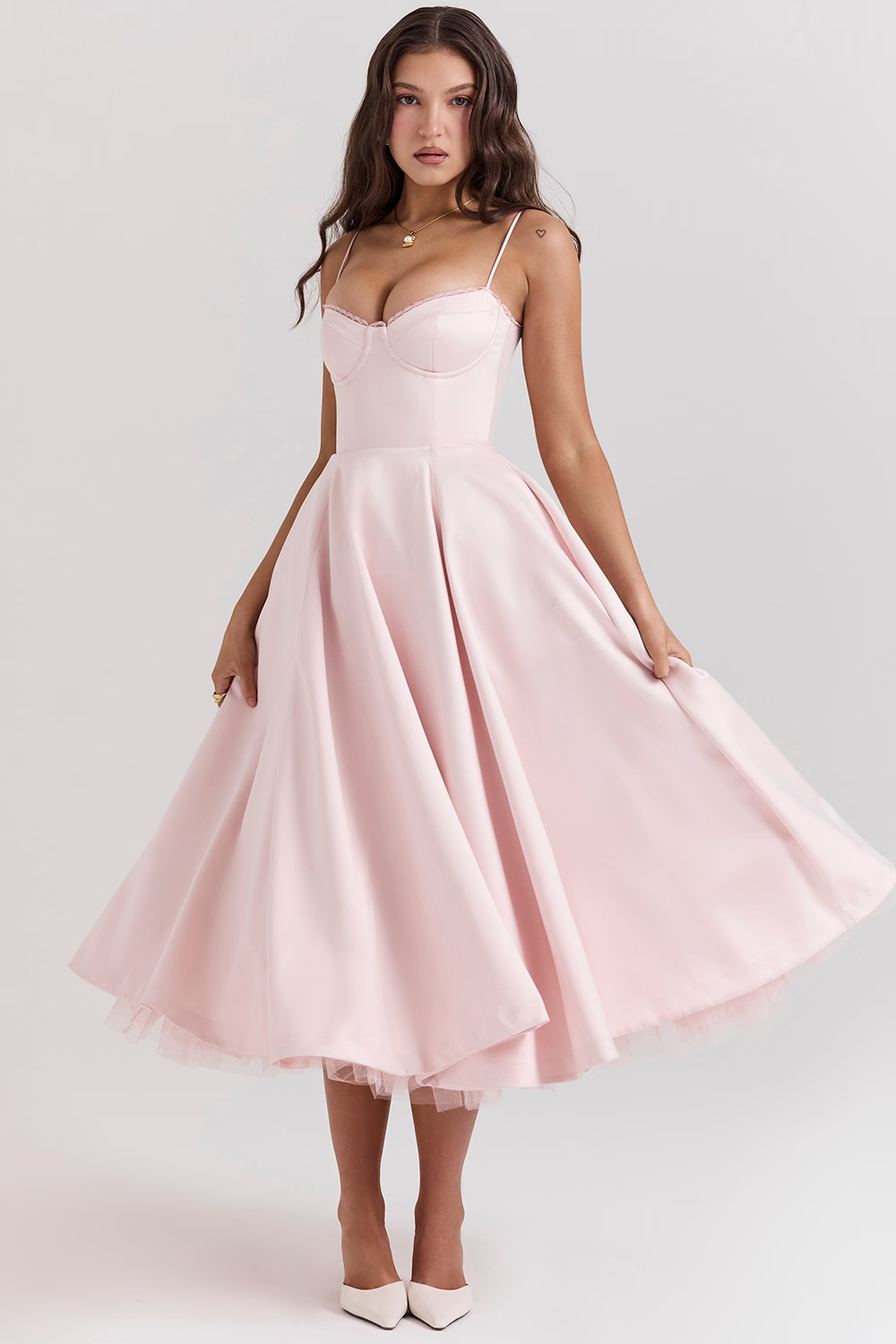 Linda | Elegantes Schlankmachendes Kleid