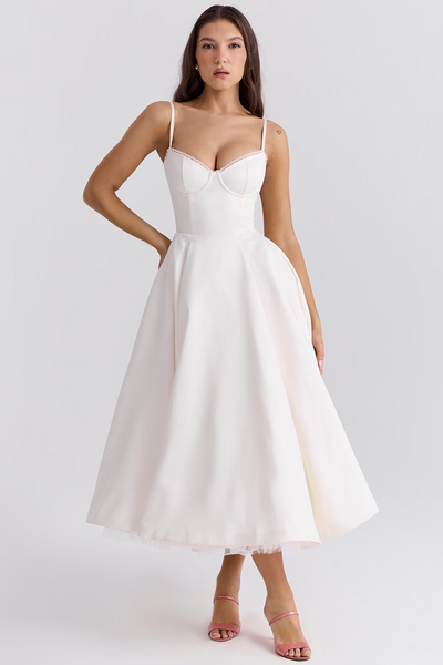 Linda | Elegantes Schlankmachendes Kleid