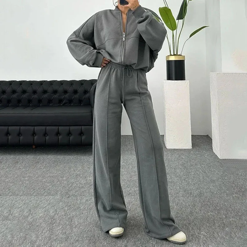 LOUISE | COMFY TRACKSUIT