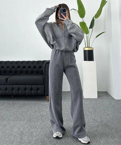 LOUISE | COMFY TRACKSUIT